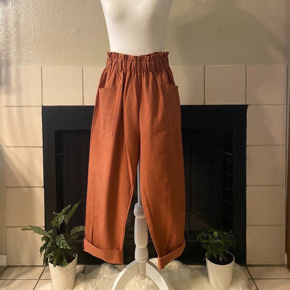 Burnt orange high-waist pants